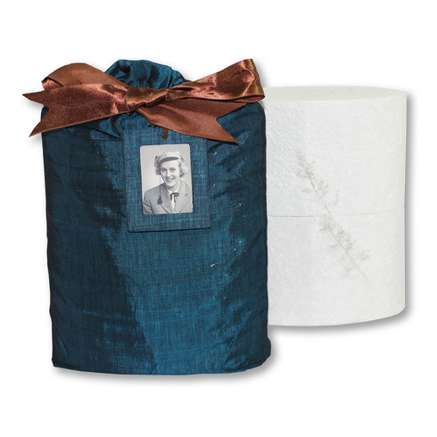 Earthurn – Reflect Biodegradable Urn with Silk Bag